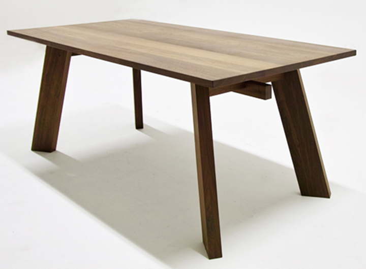 ORSO DINING TABLE