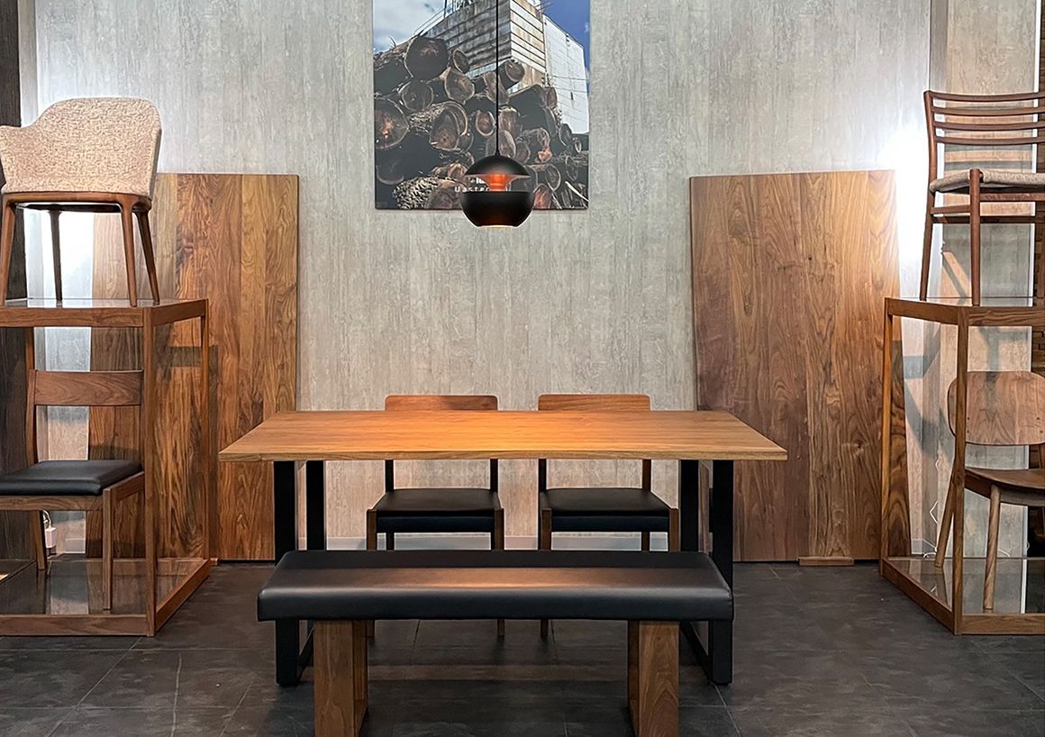 WILD WOOD DINING TABLE